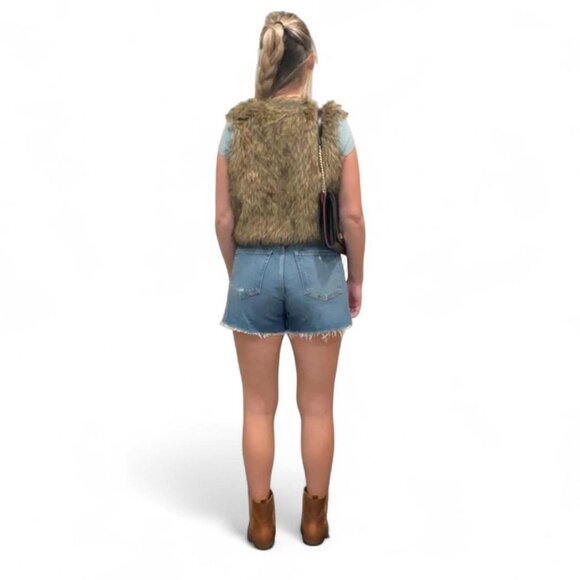Faux Fur Cropped Vest – XL Kids / XS–S Adult | Y2K Statement - Picture 3 of 7